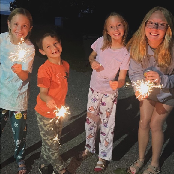 Meet your Posher, Kelly - Picture 4 of 7